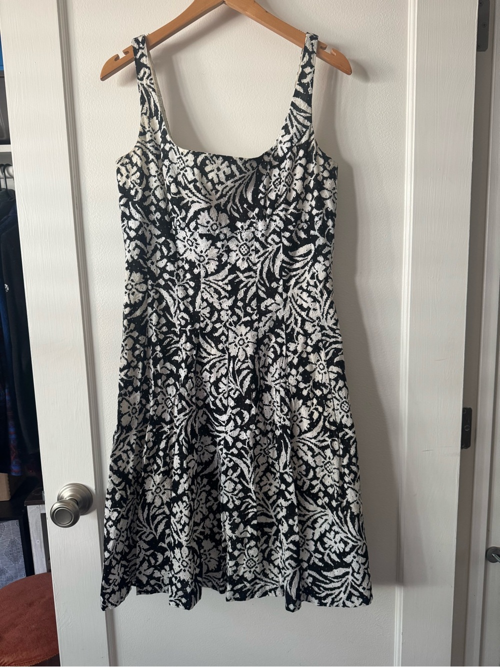 Lauren Ralph Lauren Black & White Floral Lace-Effect Midi Dress